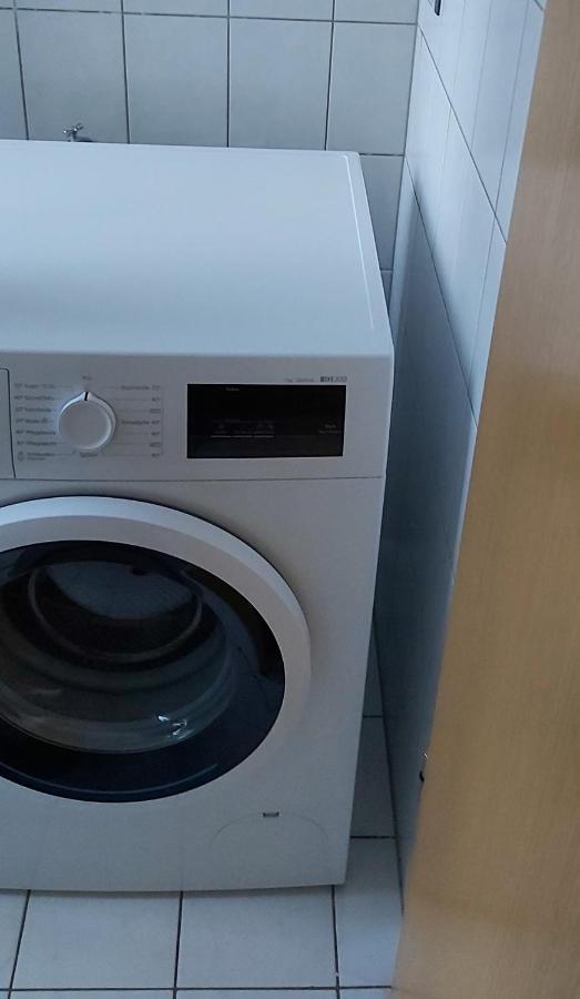 Ferienwohnung Mit 2 Schlafzimmern Und Parkplatz Erfurt Buitenkant foto
